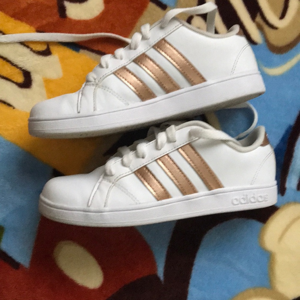 Adidas shoes - Picture 6 of 8